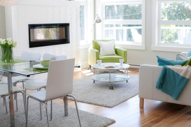 Trendy living room photo in Vancouver
