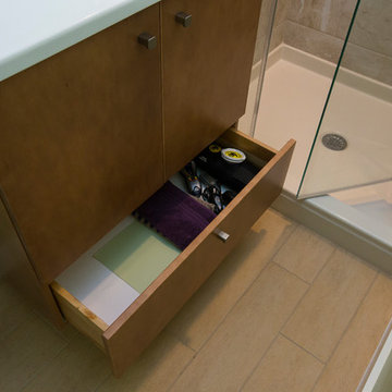Tiny Contemporary Master Bathroom
