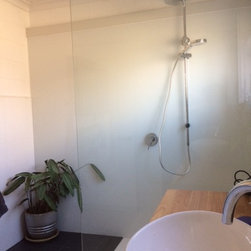 Bathroom acrylic splashbacks - Home Improvement