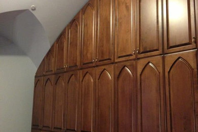 Closet - traditional closet idea in Montreal