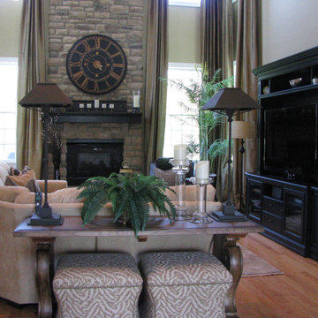 Living room mixing textures, patterns to achieve a comfortable space