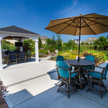 POOL HOUSE