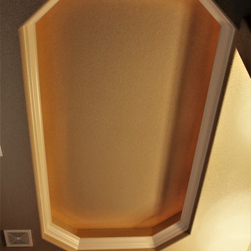Tray Ceiling with Crown Molding and Rope Lighting