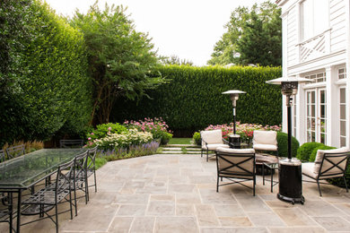 Inspiration for a timeless patio remodel in DC Metro