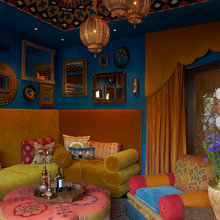 Ladies Lounge