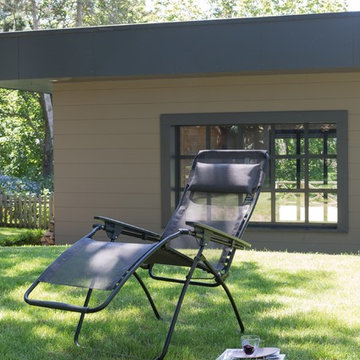 Evolution Relax Armchair in Backyard