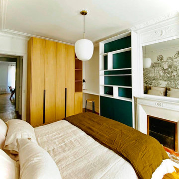 Un chambre avec des couleurs chaudes et relaxantes