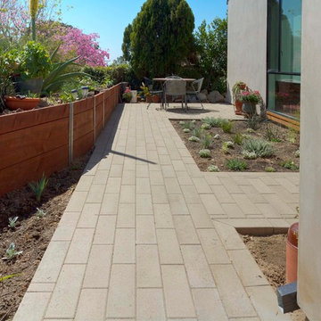 Contemporary Home Complimented By Plank Pavers - VIEW 5