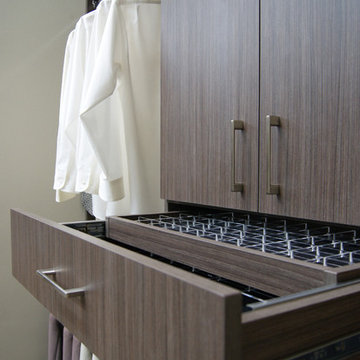 Grigio Modern Closet I SpaceManager Closets