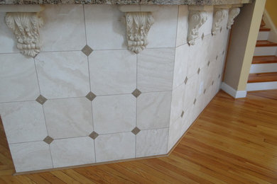 Example of a classic kitchen design in Charlotte