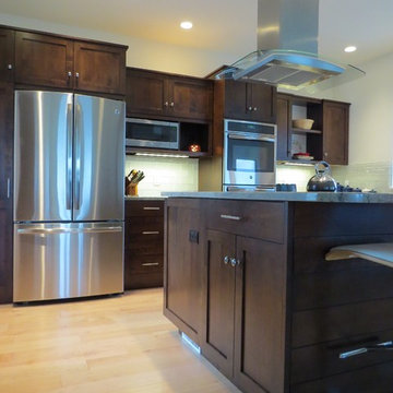 Modern Harpswell Kitchen
