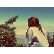 Claire Guzik's photo