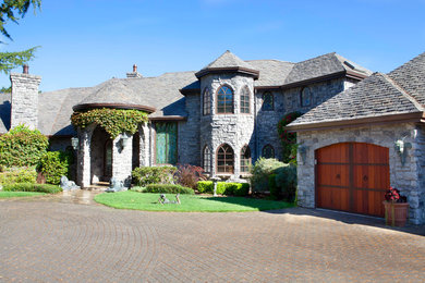 Traditional exterior home idea in San Francisco