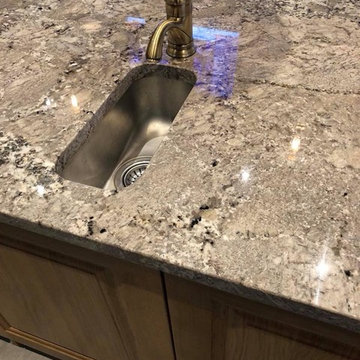 Traditional Wooden Painted Kitchen with Granite Worksurfaces