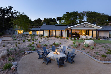 Example of a beach style home design design in Santa Barbara