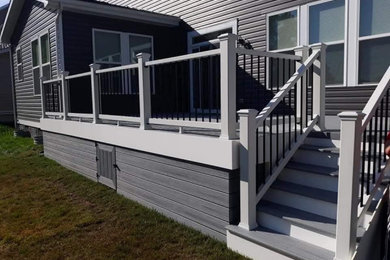 Example of a trendy deck design
