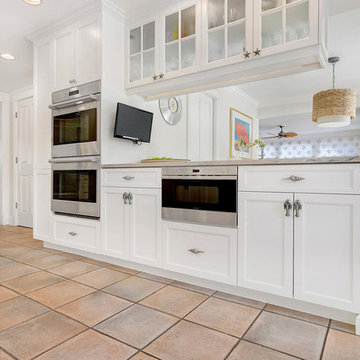 Shore Kitchen White Peninsula