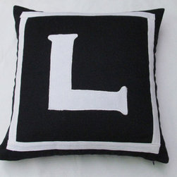 Black and white monogram pillow - Products