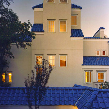 St Tropez Condominiums
