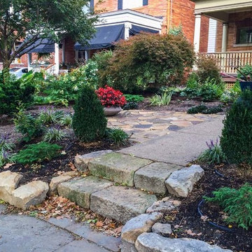 Shadyside Entry Garden