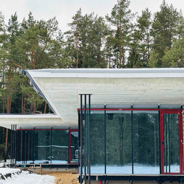 G9, Lithuania