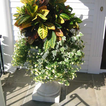 Front Masonry, Garden Beds, Urns- Armonk, 10504