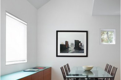 Example of a minimalist home design design in Toronto