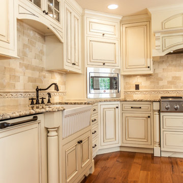 Mount Pleasant, Iowa - Traditional White Kitchen