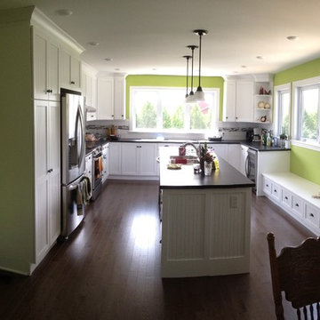 Addition to existing house to extend kitchen area