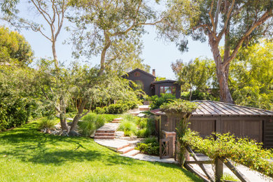 This is an example of a traditional landscaping in Orange County.