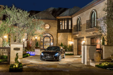 Elegant exterior home photo in Orange County