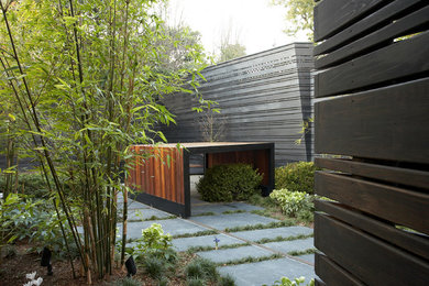 Photo of a contemporary landscaping in San Francisco.