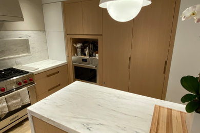 Kitchen - kitchen idea in New York
