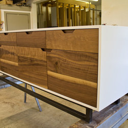 Credenza 2 - Products