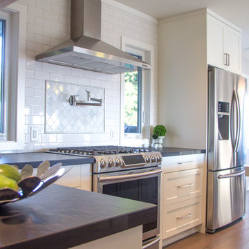 North Vancouver Renovation with a View. Dekton by Cosentino. Porcelain Island.