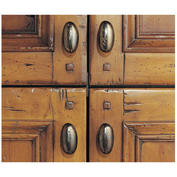 Pulls & Knobs