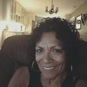 Trisha Perezs foto