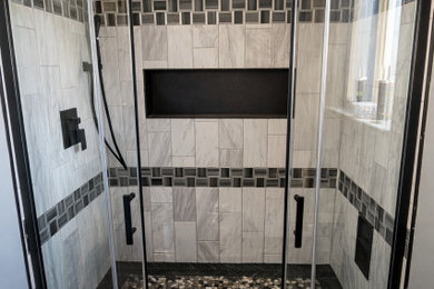 Bathroom - contemporary bathroom idea in Salt Lake City