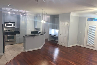 Kitchen photo in Atlanta