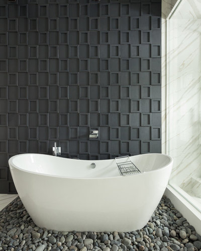 Kieselsteinboden im Bad – so gelingt der natürliche Spa-Look