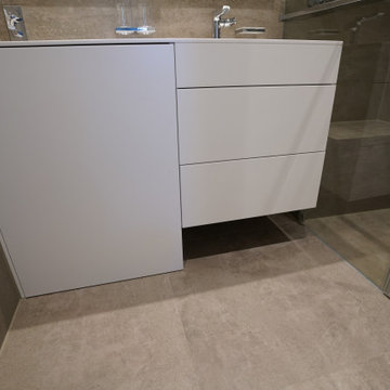 Aus einem Badezimmer wird ein Duschbad in München Perlach