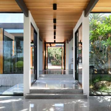 Malibu Glass Box House by Klopf Architecture