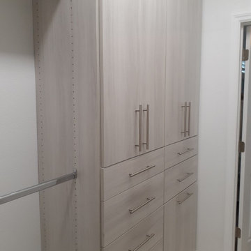 Walk-in Closet Designs