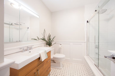 Bathroom - bathroom idea in Boston