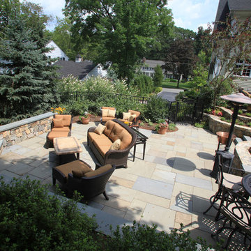 Outdoor Fireplaces and Kitchens