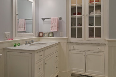 Bathroom - coastal bathroom idea in New York