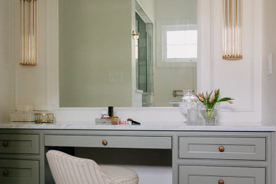 Bathroom - transitional bathroom idea in Detroit