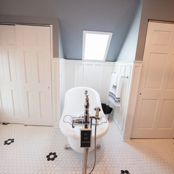 German Village Full Bath