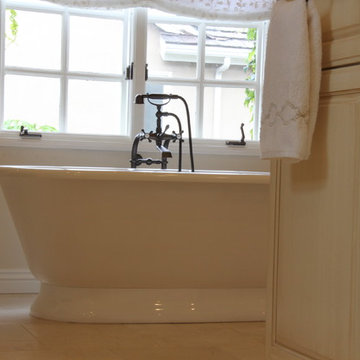 Dahlia Master Bath