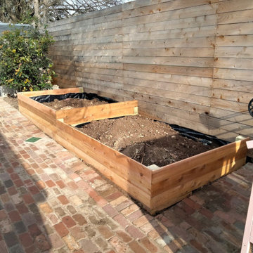 Cedar Raised Garden Bed